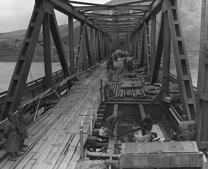 36 remgen bridge 1945